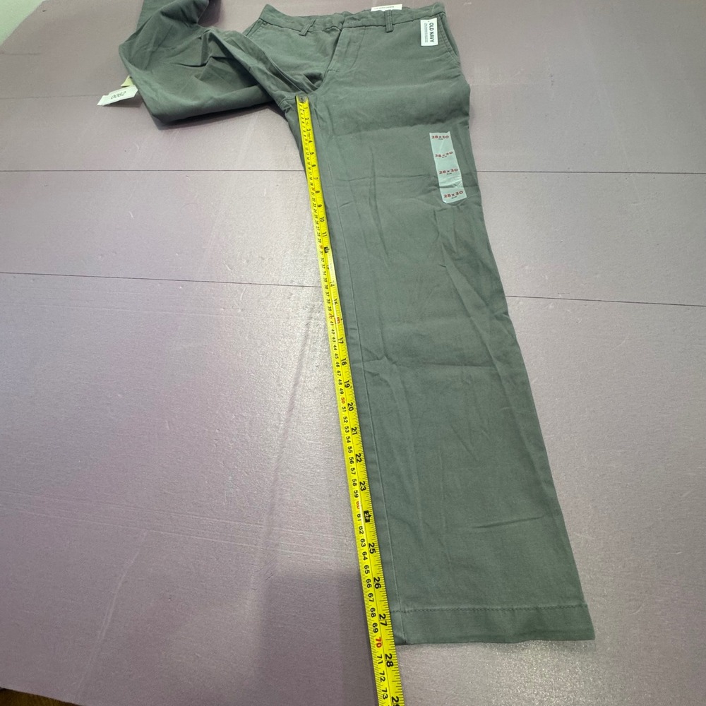 Old Navy Slim BuiltIn Flex Men Chino Pants Dark Grey label size 28x30 Flat Front - Picture 2 of 9